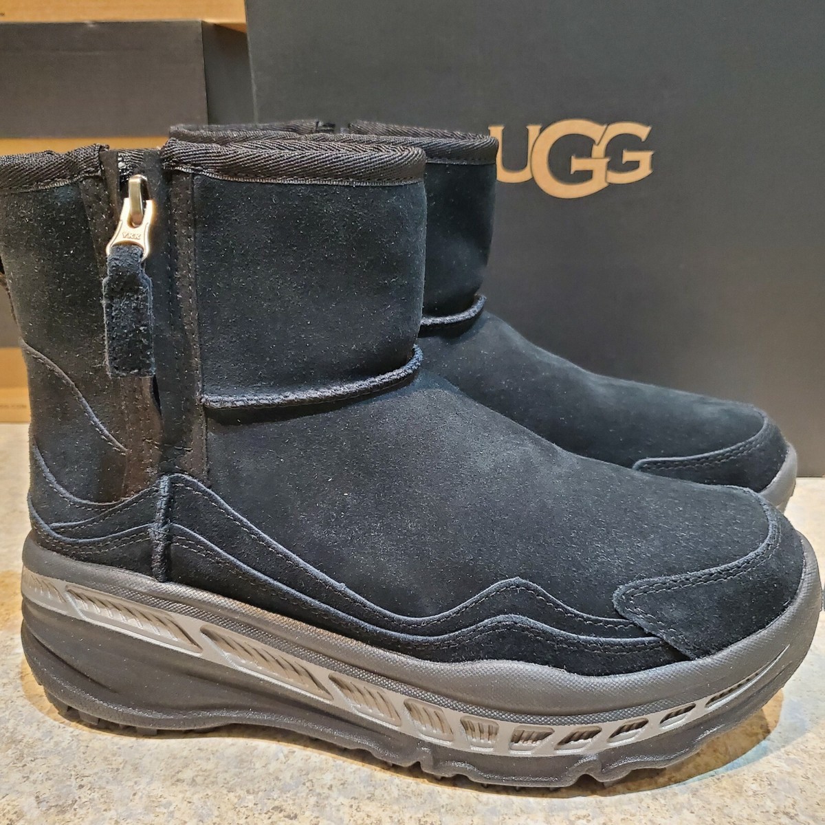 UGG CA805 CLASSIC WEATHER BLACK BOOTS -