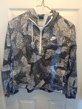 Nike Sportswear Women's Size XS Hooded Swoosh Jacket Pullover Black White Pocket