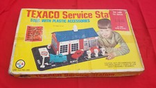 Unused NIB WOLVERINE TOY TEXACO SERVICE STATION TIN Garage Vintage c1960s