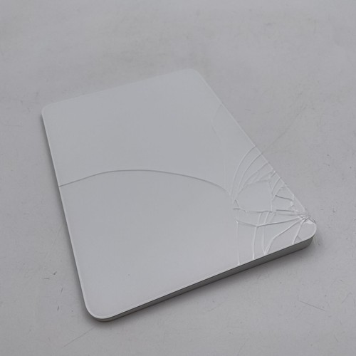 Apple Magic Trackpad 2 (Wireless, Rechargable) A1535 - White - READ - Picture 2 of 6
