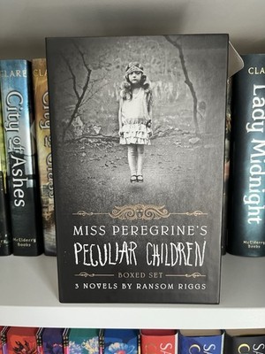 Miss Peregrine s Peculiar Children Boxed Set Books 1-3 & Tales of the Peculiar