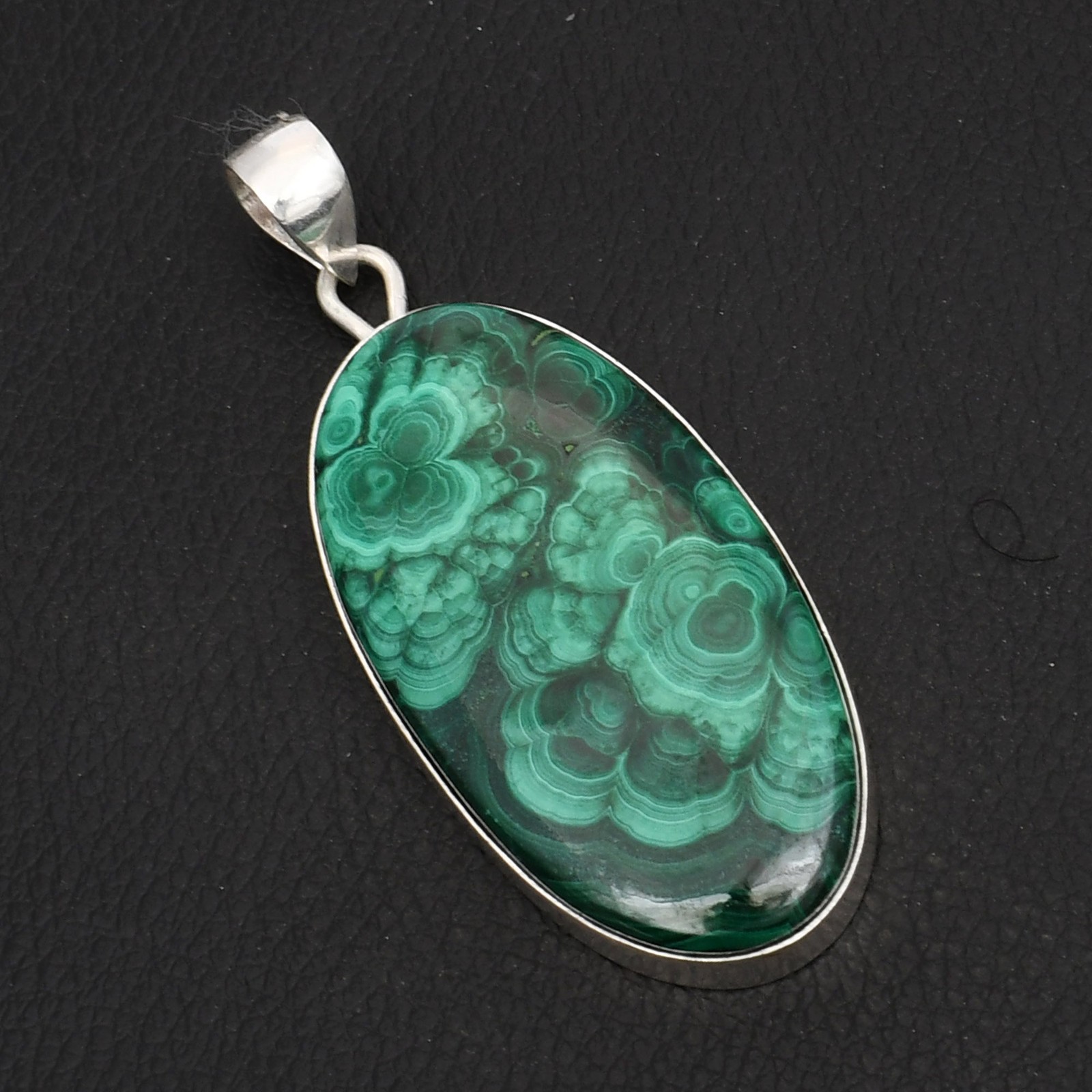 Malachite Gemstone Ethnic Handmade Pendant Jewelry For Unisex 2.8