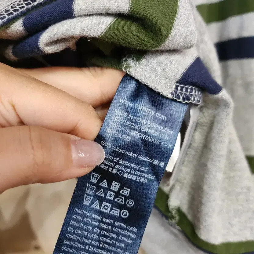 Tommy Hilfiger Gray Long Sleeve Stripe T-Shirt XL thumbnail 5