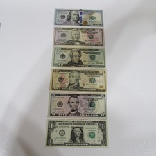 1 LOT 6 **STAR NOTES 1 OF EA DENOMINATION 100.00 - 1.00 EXCLUDES 2.00 BILL