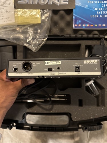 Shure Wireless System UT4 Diversity Receiver UT1 Transmitter UNTESTED READ DESC - Picture 10 of 20