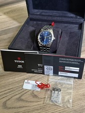 Tudor Royal 38mm Blue Dial Roman Steel Automatic Date Watch Box Papers M28500