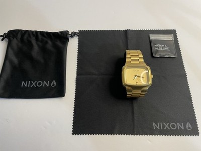 NIXON player gold 腕時計　美品 Nixon The Big Player Gold Quartz Watch Very Rare Pristine
