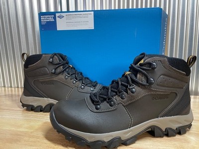 Columbia Newton Ridge Plus II 2 Cordovan Squash  Waterproof Men's Size 9 Hike