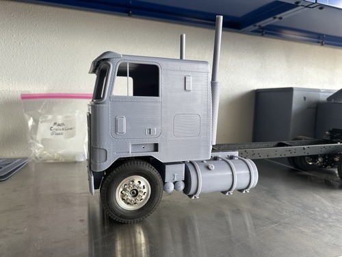 rc tamiya 1/14 truck body parts Kenworth 1:14 pete T-680 Lesu Mack cruisliner - Picture 9 of 20