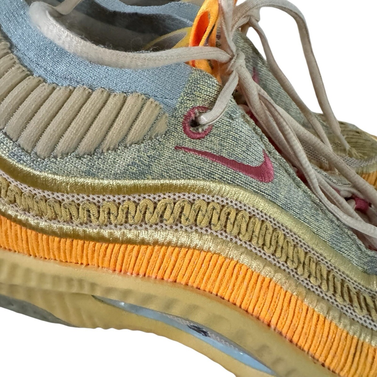Nike Cosmic Unity 3 The Hive Sneakers Shoes Yellow Orange 