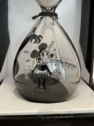 Disney Parks Silly Symphony Skeleton Dance Hourglass Mickey Mouse Ghosts NEW - 第 3/8 張圖片