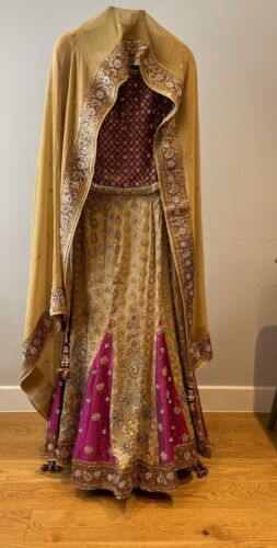 Brand New Indian Pakistani Bridal Wear/ Wedding Dress /Lehenga Size Small - Picture 1 of 23