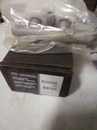 Brake Master Cylinder For 1999-2004 Chrysler 300M 3.5L V6 2000 2001 2002 CG219ZN - Picture 2 of 11
