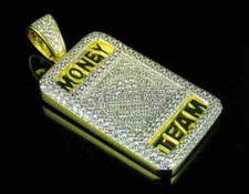 Colgante personalizado de diamantes para hombre con acabado de oro amarillo de 14 quilates Money Team de 0,5 quilates creado en laboratorio