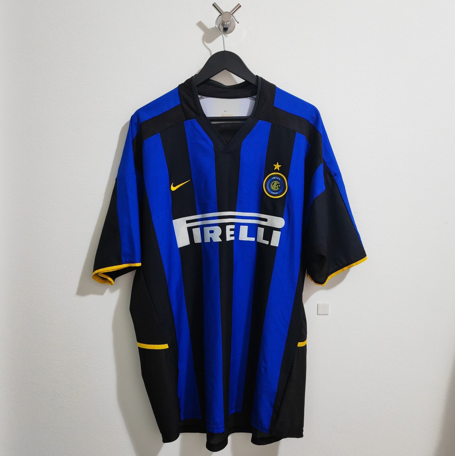 Foto 2 di 9