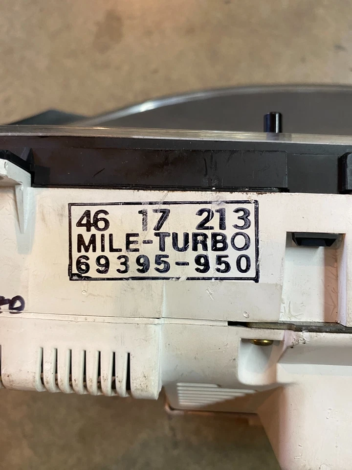 95 96 1995 SAAB 900 涡轮增压设备簇 174K M/T 46 17 213 查看桌面 — 第 4/4 张图片