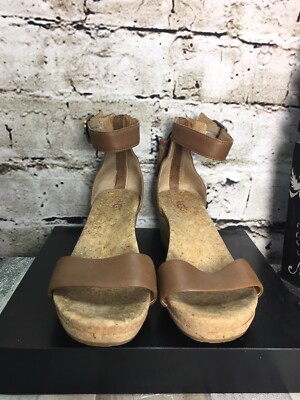 UGG Sz 9.5 Brown Cork Bottom Leather Buckled Back Zip  display picture 1
