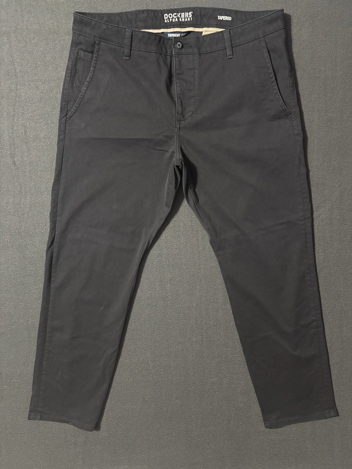 Pantalon conique Dockers Alpha Kaki homme 36 x 30 noir Supreme Flex