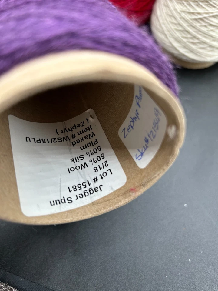 Lote de 6 conos de fibra mixta de hilo de tejer; lana, algodón, seda, etc. Foto 2 de 4