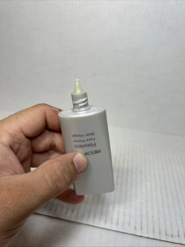 Prescriptives Flawless Face Primer -  1 Fl Oz Liq./30ml See Photos Read Desc. - Image 4 of 4