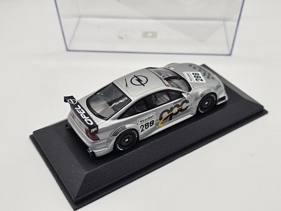 Opel Calibra V6 4x4 1999 DTM Strycek #288 1:43 Minichamps In Box - Immagine 3 di 3