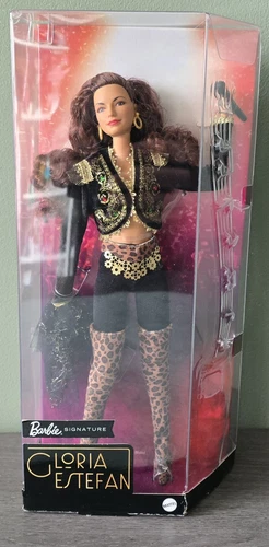 Mattel - Barbie Signature Gloria Estefan Barbie Doll - Mattel  - (Spielwaren / 