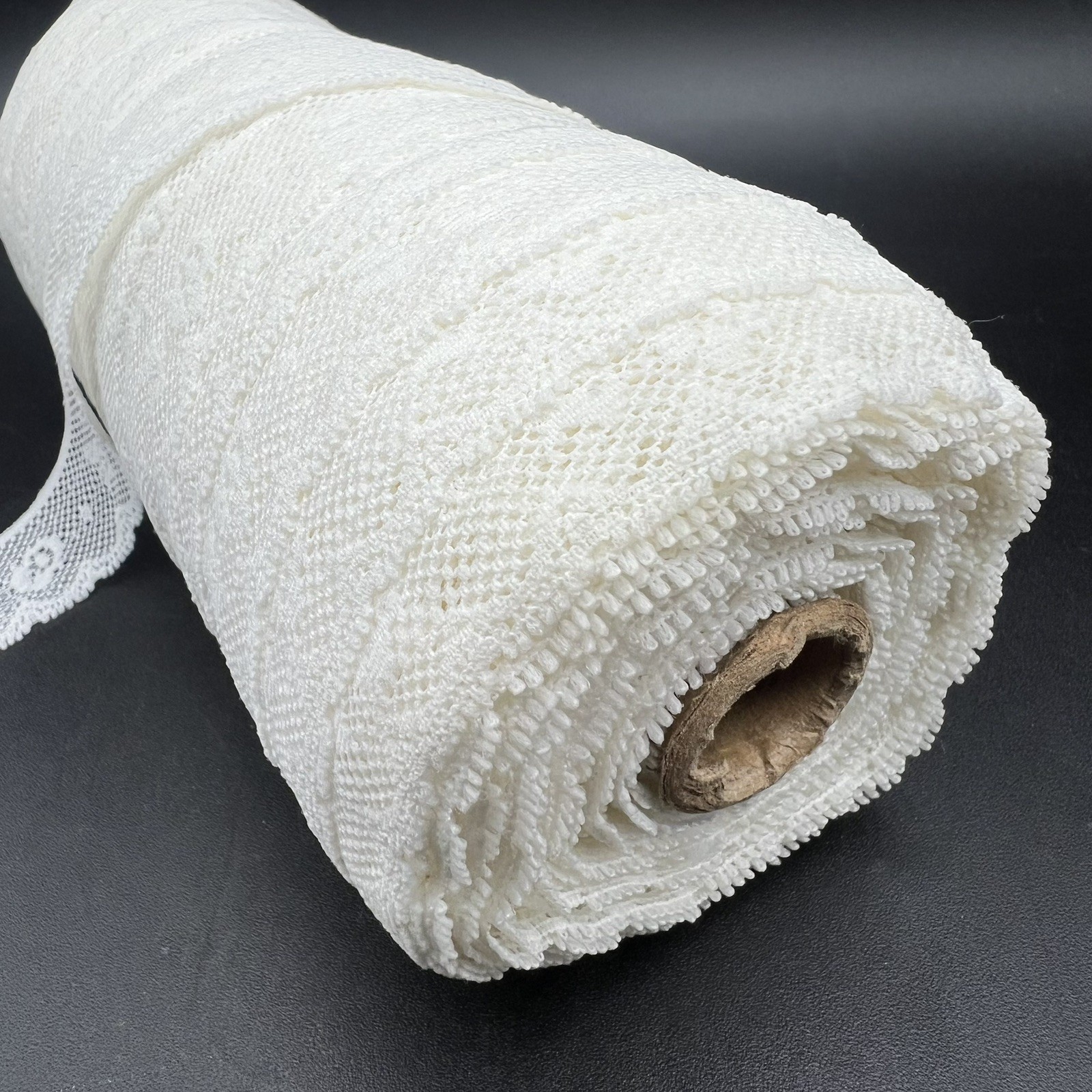 Cream Scalloped Edge Floral Lace Sewing Trim Spool 1" Wide Many Yards Off White thumbnail 4