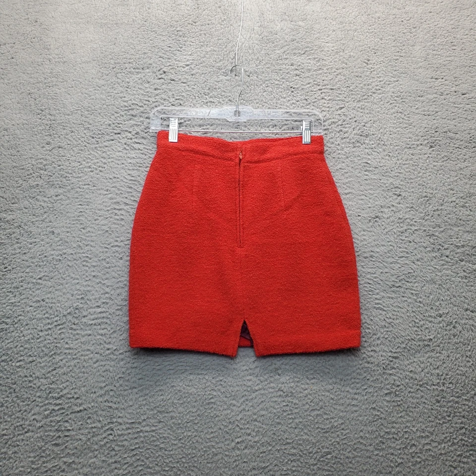 Falda para mujer United Colors Of Benetton línea A 42 roja forrada de vellón ventilación cremallera trasera Foto 2 de 4