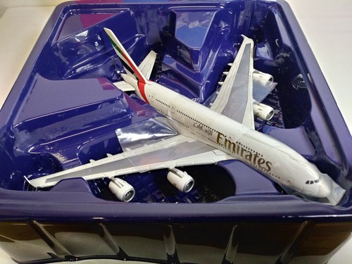 Gemini Jets 1:400 Emirates FIRST A380-800 A6-EDA Rare Collectible Model MINT - Foto 5 di 19