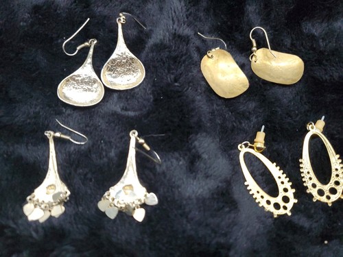 4 Pairs Drop Dangle Mixed VTG Earring Lot G3 - Picture 6 of 7