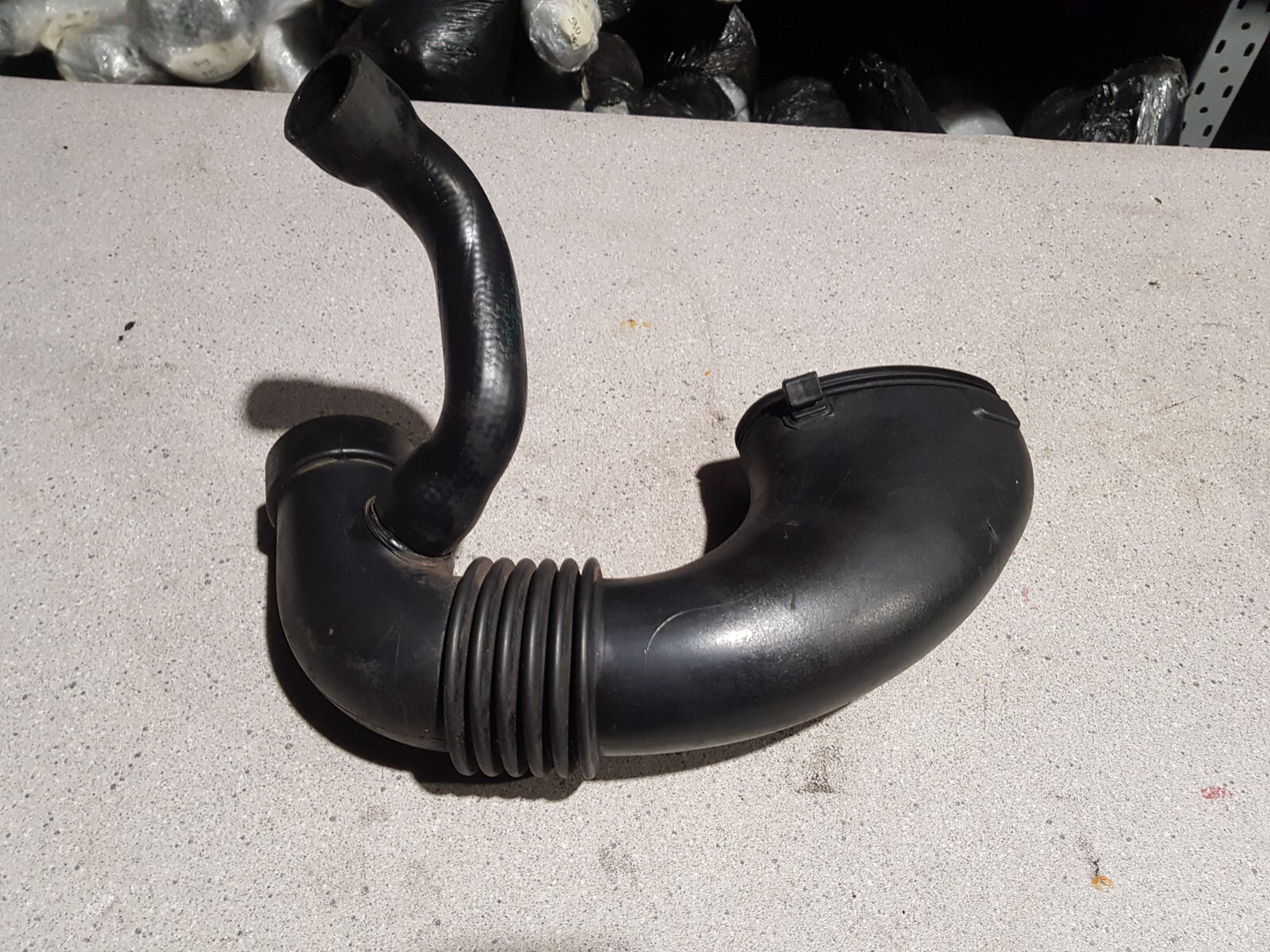 Rover 75 2.0 diesel turbo air intake pipe 2247953