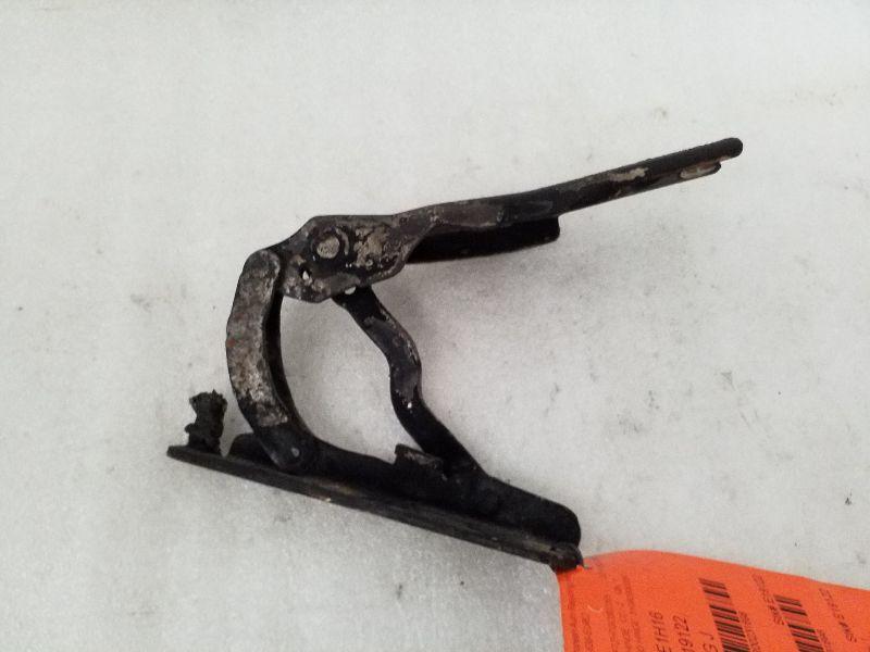 2016 BENTLEY Passenger Side Right Hood Hinge P/N 3Y0823302B!!