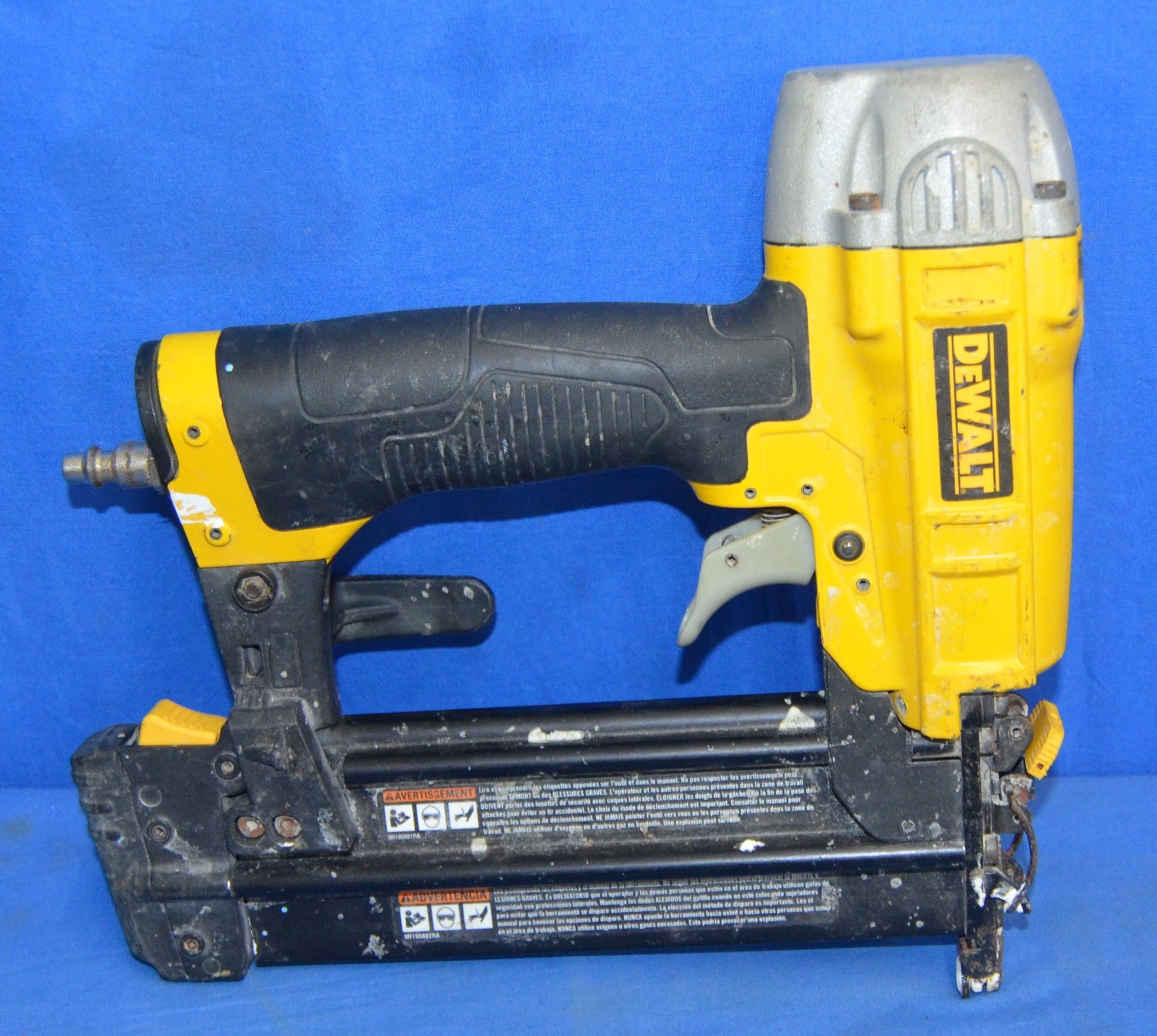Dewalt Dwfp12231 18 Gauge Brad Nailer Asking List