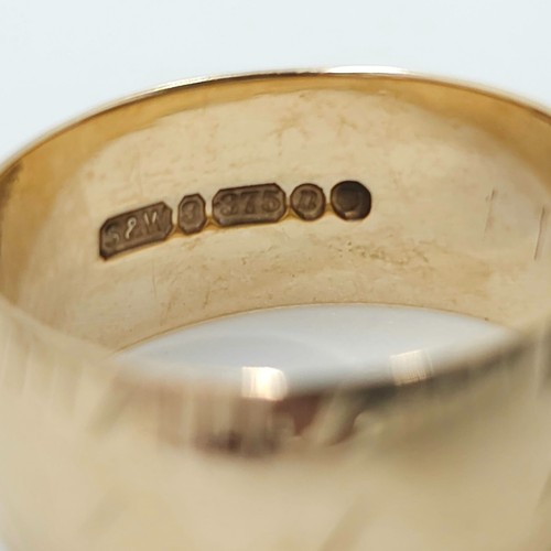 Vintage 9ct Yellow Solid Gold Full Eternity Etched Ladies Women's Band Size M - Picture 3 of 5