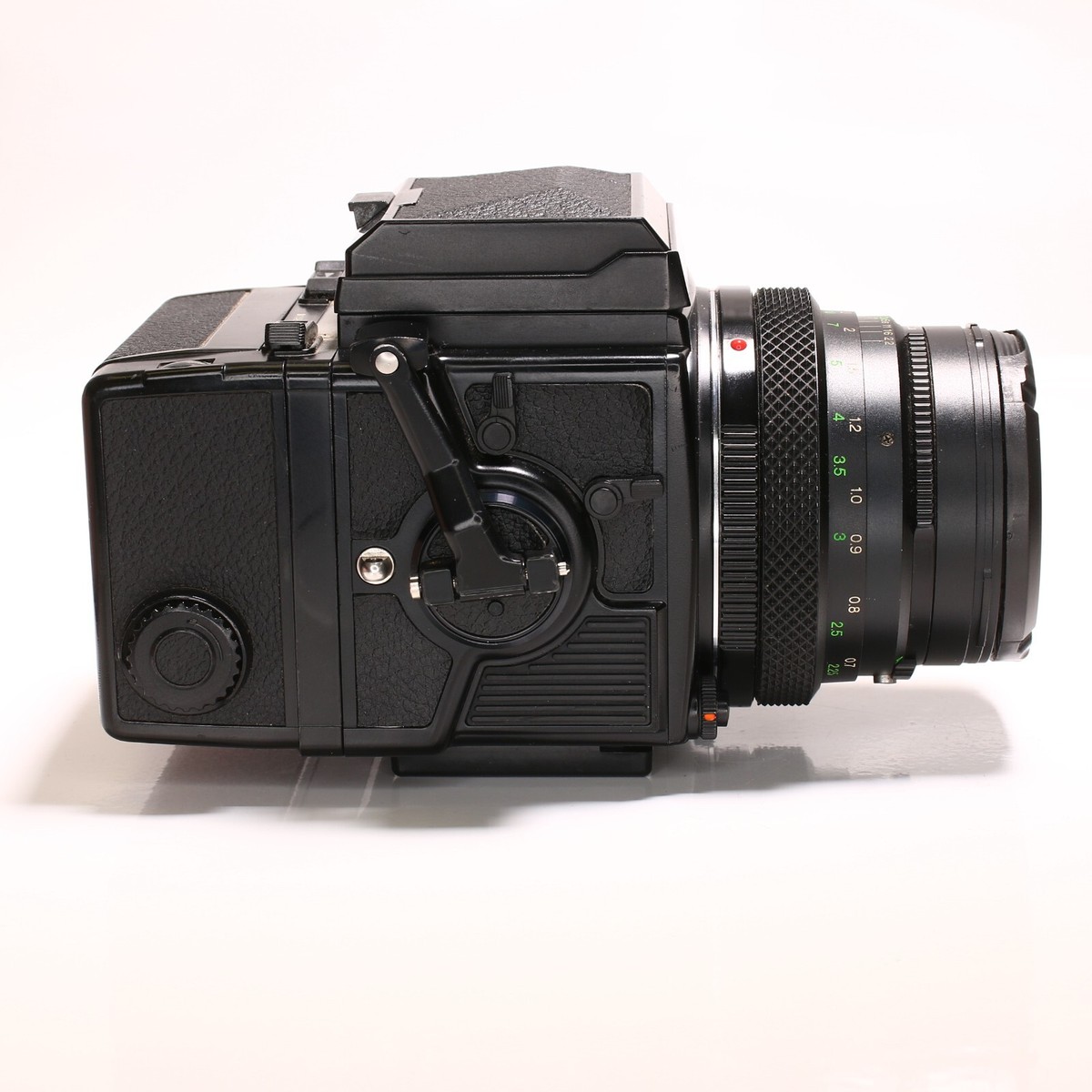 Bronica ETRSi 6x4.5 120 Film Medium Format Camera With 75mm Bronica ETRSi 6x4.5 120 Film Medium Format Camera With 75mm