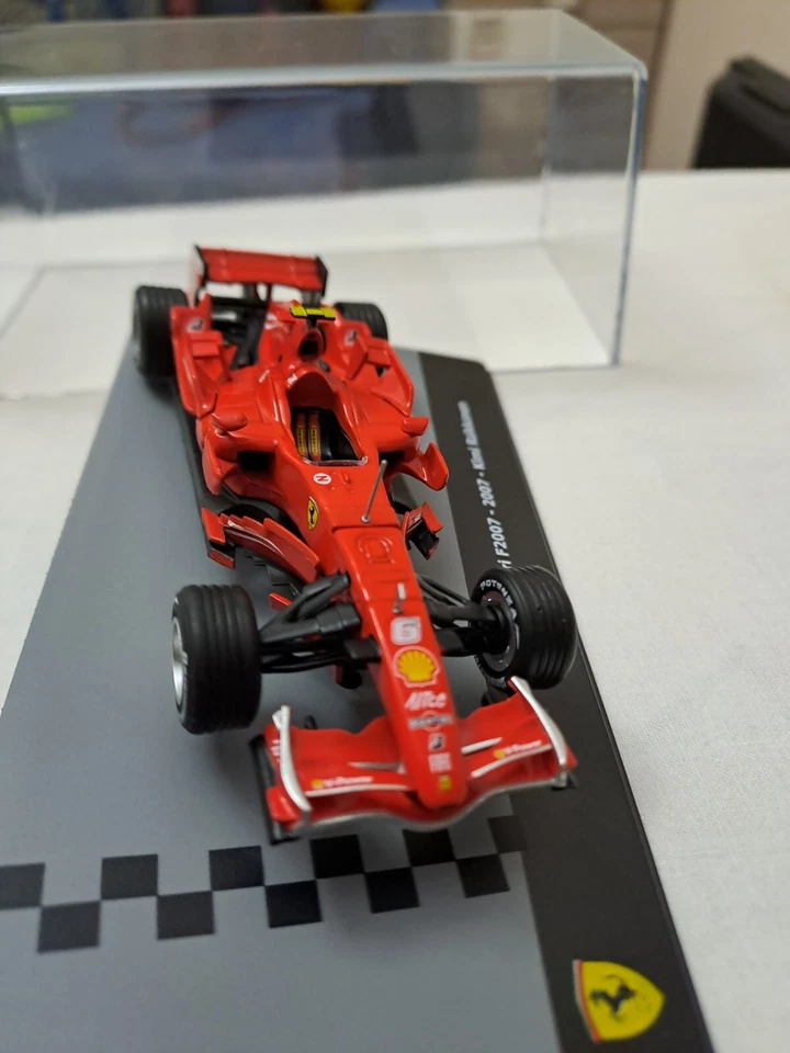 F1. FERRARI F2007 KIMI RAIKKONEN SCALA 1/43 world champion - Immagine 3 di 4