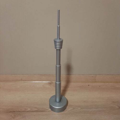 Fernsehturm Modell aus Stahl/lackiert *Höhe 45 cm * Einzelstück handgedreht *