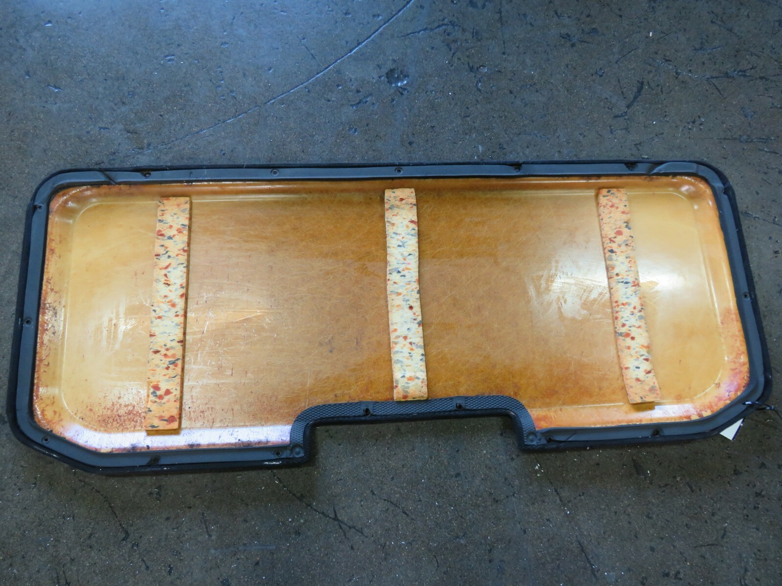 Ferrari 612 Scaglietti, Trunk Carpet Back Wall, Used, P/N 66968100