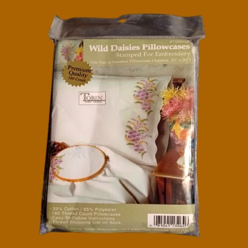 Pillowcase - Wild Daisies - Premium Quality - 180 Count - 20" x 30" - #T230058 - Picture 1 of 2