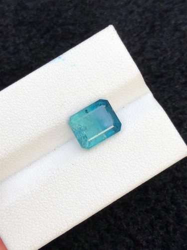 3.75 cts Beautiful Bi Color Natural Tourmaline 9x7x5 mm From Afghanistan - Picture 2 of 13