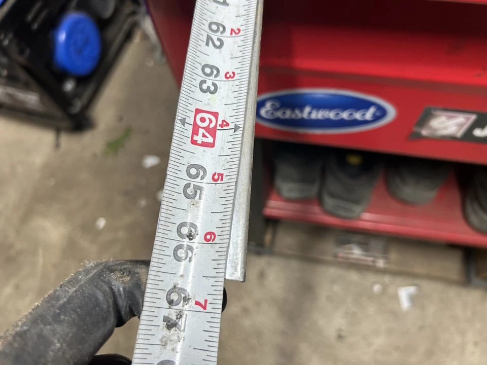 Dodge D100 W100 1972-1980 camioneta Adventurer Sport - cabina trasera borde inferior ventana Foto 4 de 4