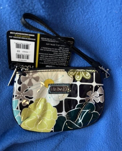 HADAKI Travel Wallet ID Wristlet Purse, New With Tags, Water Repellent, Zippered