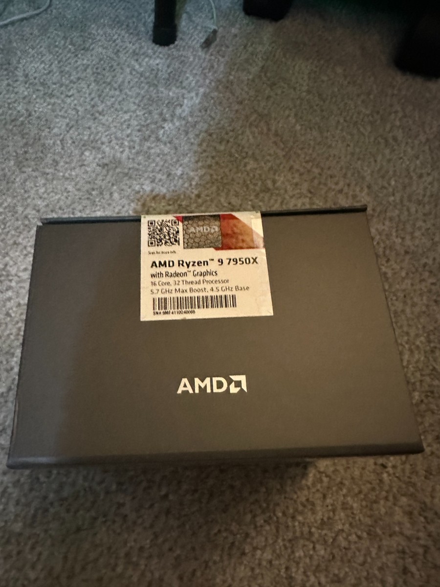 新品未開封品　AMD Ryzen 9 9950X3D BOX s-l1600.jpg