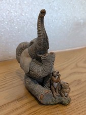 Tuskers Slymberzzz Sleepy Heads Model 91055 Elephant Figurine Ornament VGC