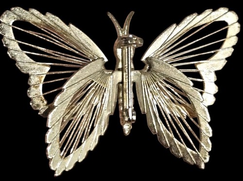 VTG SIGNED MONET Butterfly Brooch Silver Tone Jewelry/2"L - Picture 2 of 4