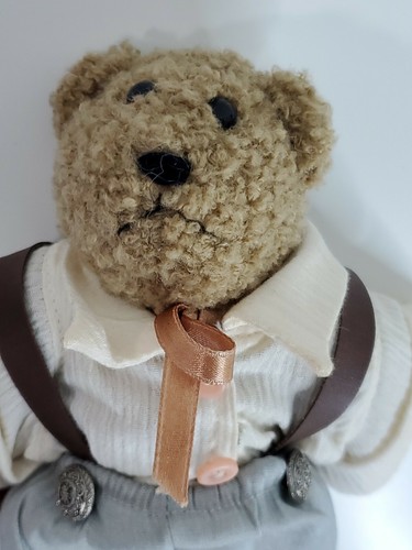 tiny teddy bear