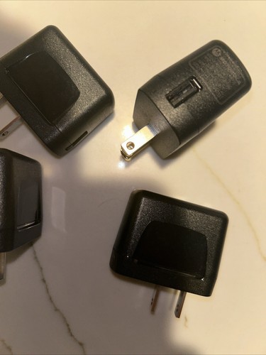 Lot Of 4pc Motorola DC4050US0301 5.1V 850mA USB Wall Travel Adapter SPN5504A - Picture 6 of 6