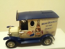 VINTAGE PEPSI-COLA 1993 ROUE DORÉE MOULÉE SOUS PRESSION CAMION CADEAU BANQUE ÉDITION ILLIMITÉE