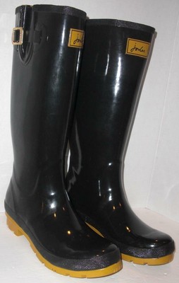 field wellies