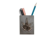 Emboss culture handmade pen stand for study table for office